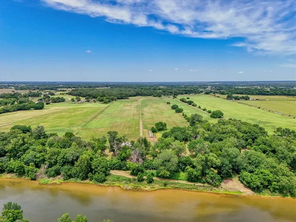 $750,000 | 505 River Road, Waco, TX 76705