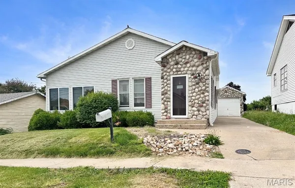 $138,000 | 1510 Paris Avenue, Hannibal, MO 63401