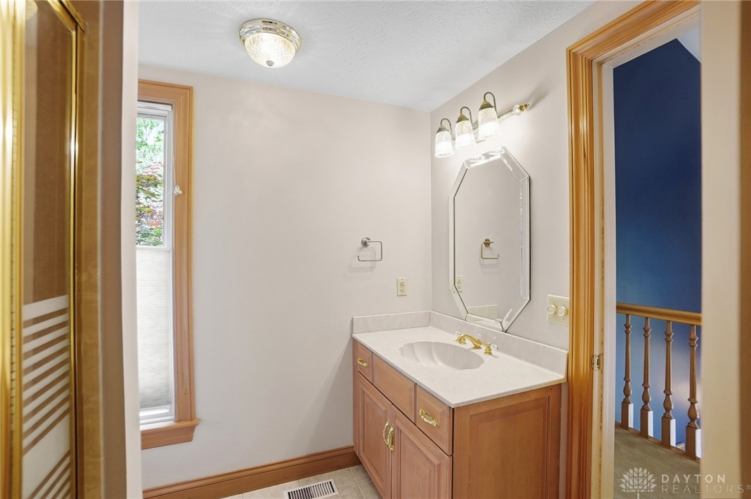 73 East State Street Springboro, OH 45066 - Photo 46 of 84