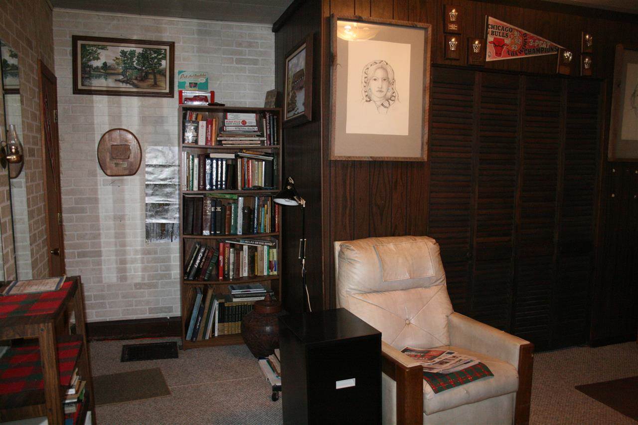 44 Kentucky Hollow Road Bedford, IN 47421 - Photo 17 of 22 Gallery Image 17