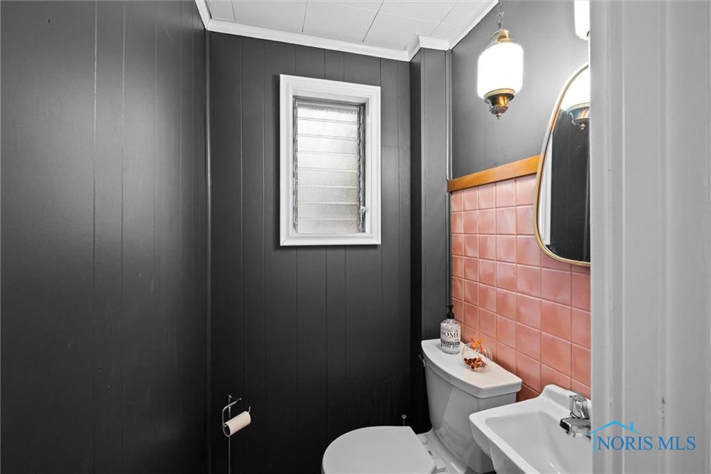 3755 Bowen Road Toledo, OH 43613 - Photo 18 of 31 Photo 18
