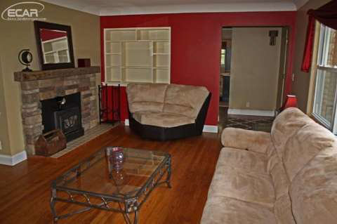 5067 North Seymour Road Flushing, MI 48433 - Photo 3 of 17 20438712-2.JPG