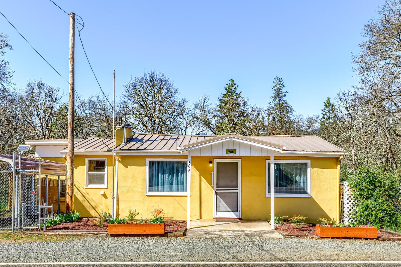 266 Frankham Road Grants Pass, OR 97527 - Photo 34 of 35 Exterior 1