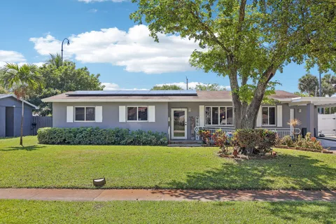 $495,000 | 4688 Northwest 1st Street, Plantation, FL 33317