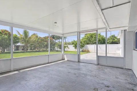 $495,000 | 4688 Northwest 1st Street, Plantation, FL 33317
