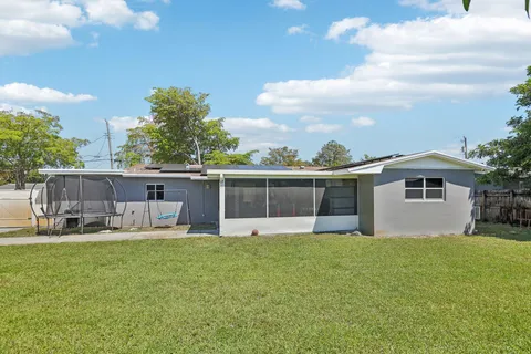 $495,000 | 4688 Northwest 1st Street, Plantation, FL 33317