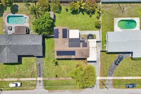 $495,000 | 4688 Northwest 1st Street, Plantation, FL 33317