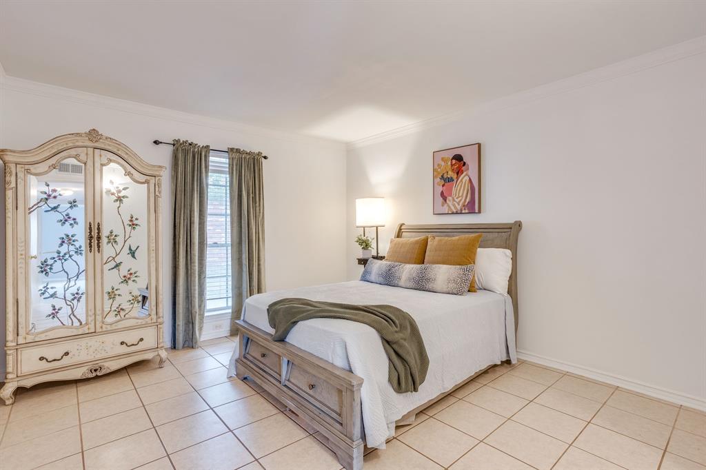 901 Roaring Springs Road Fort Worth, TX 76114 - Photo 13 of 28 Gallery Image 13