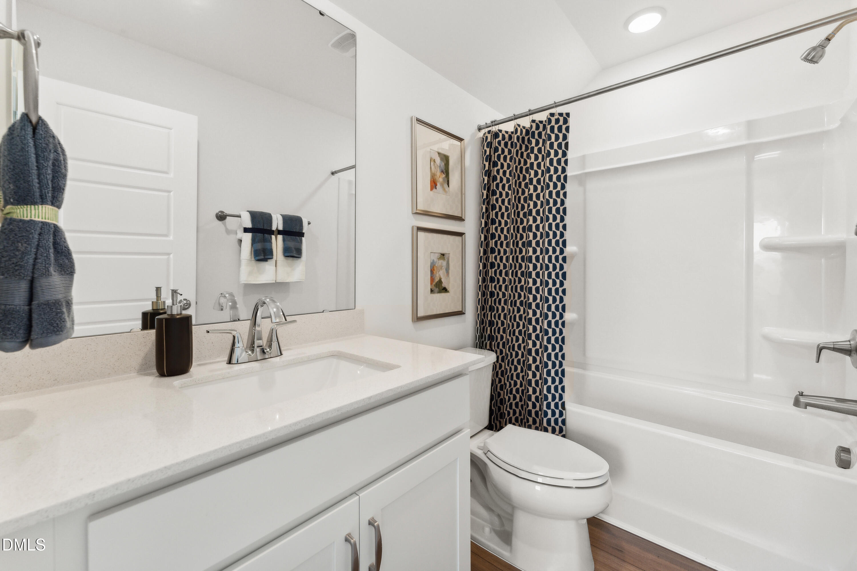 2736 Kempthorne Road Cary, NC 27519 - Photo 19 of 38 P_RAL_TWW_Hayworth_INT_FBTH_1