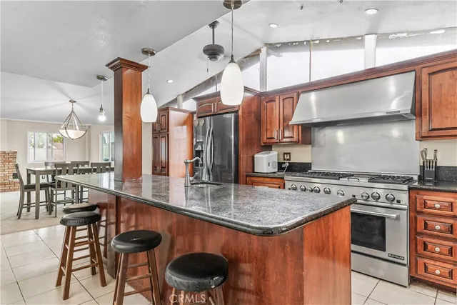 $869,900 | 10930 Groveland Avenue, Whittier, CA 90603