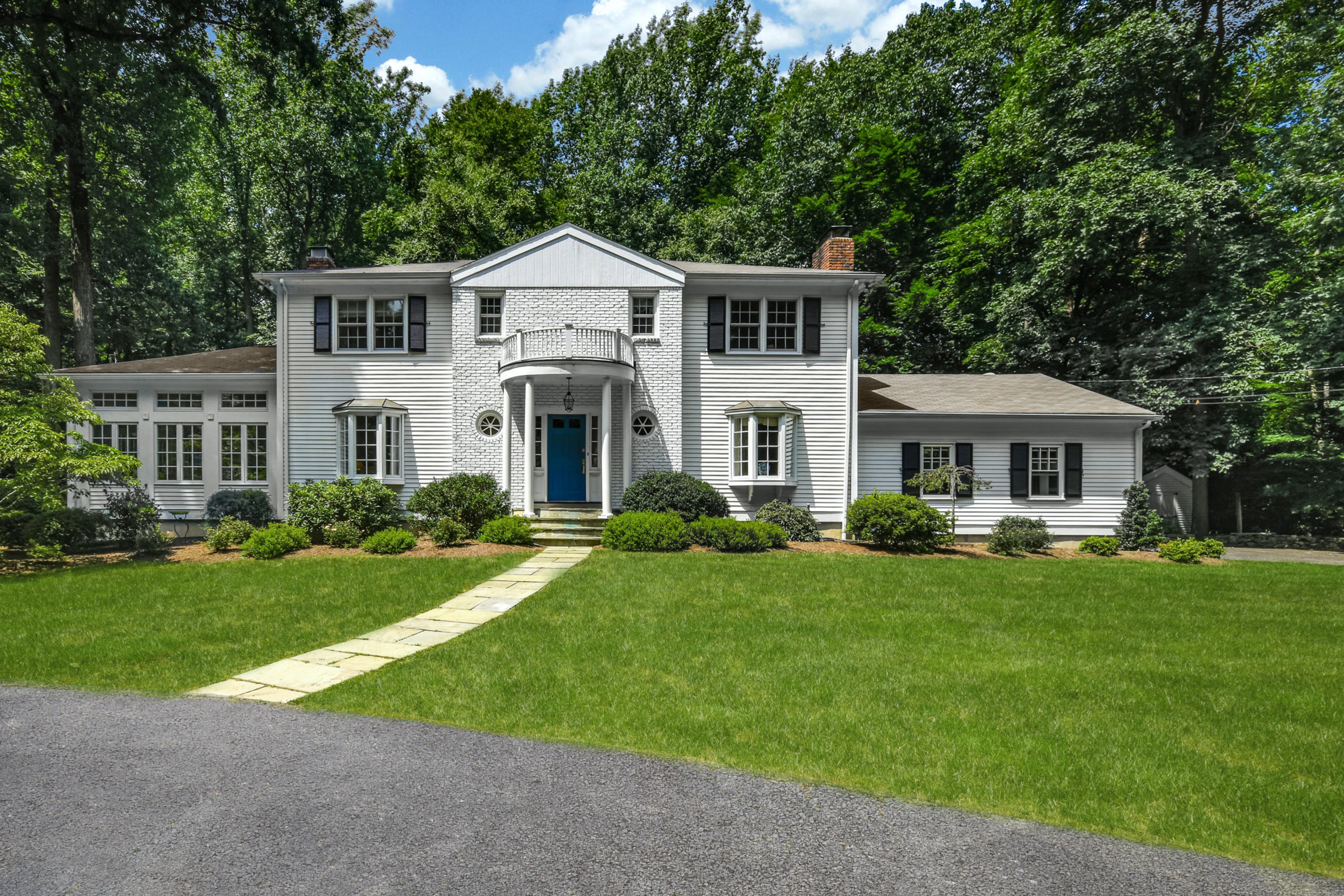 519 Brookside Road New Canaan, CT 06840 - Photo 1 of 29 170313016-1