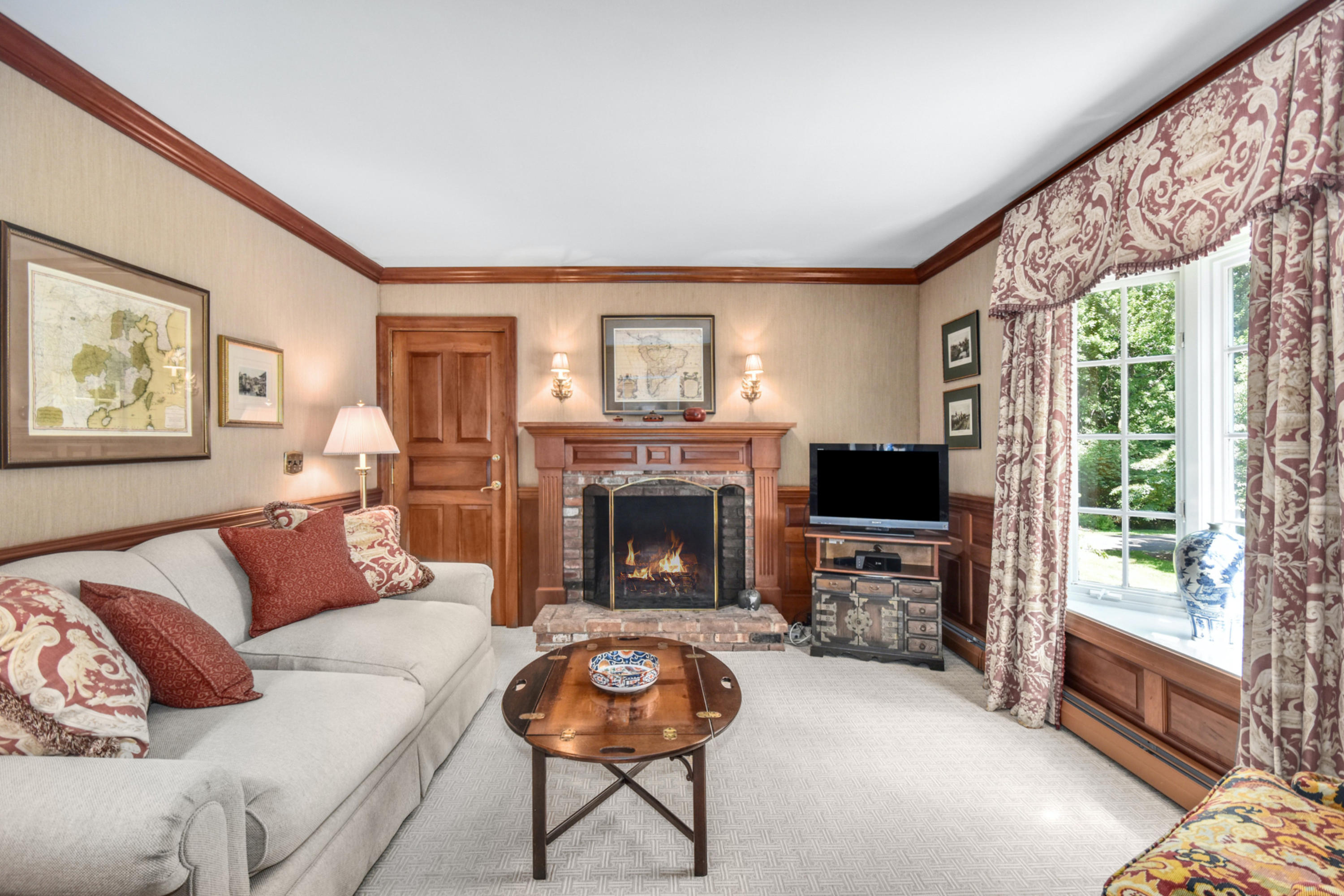 519 Brookside Road New Canaan, CT 06840 - Photo 12 of 29 170313016-12