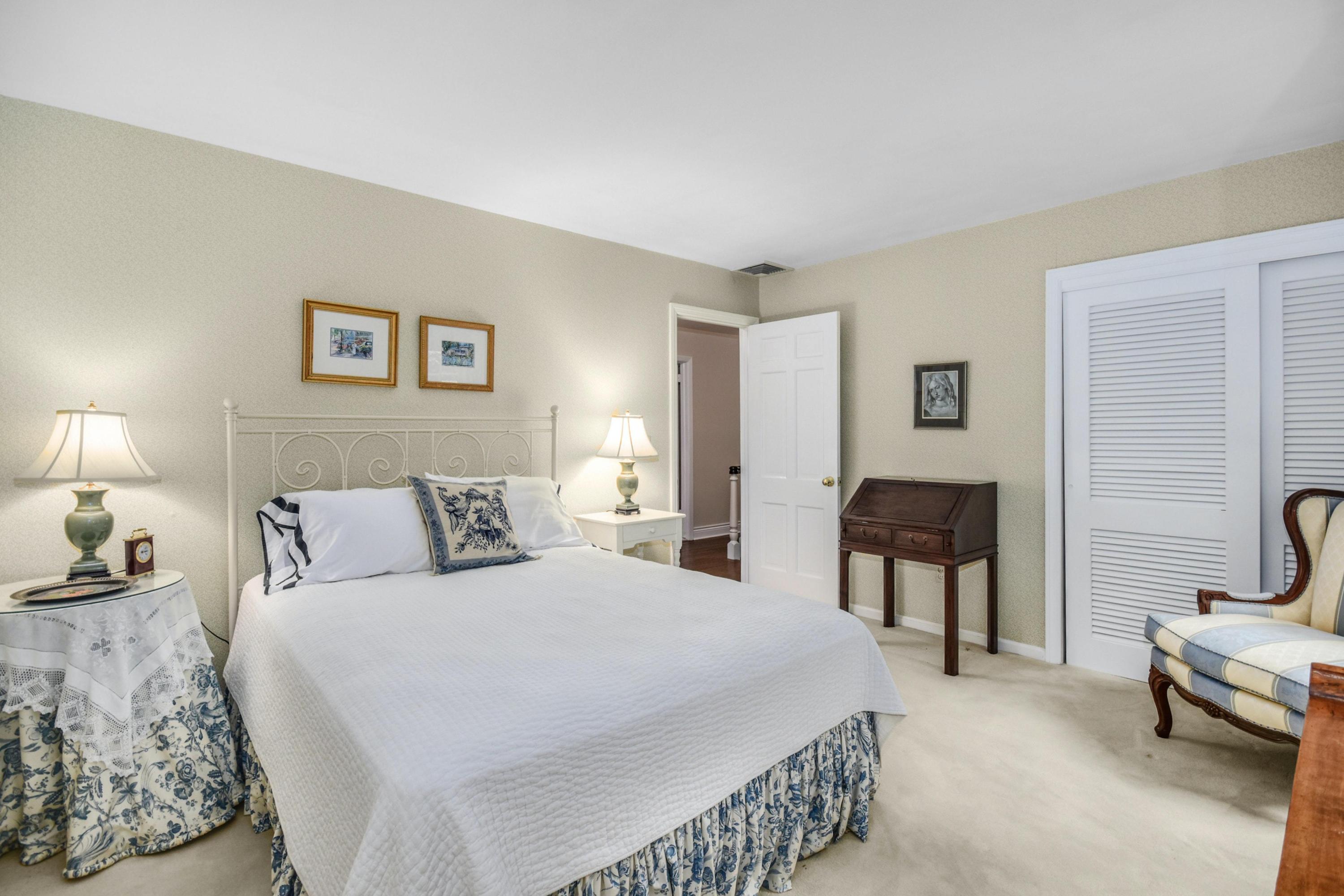 519 Brookside Road New Canaan, CT 06840 - Photo 18 of 29 170313016-18