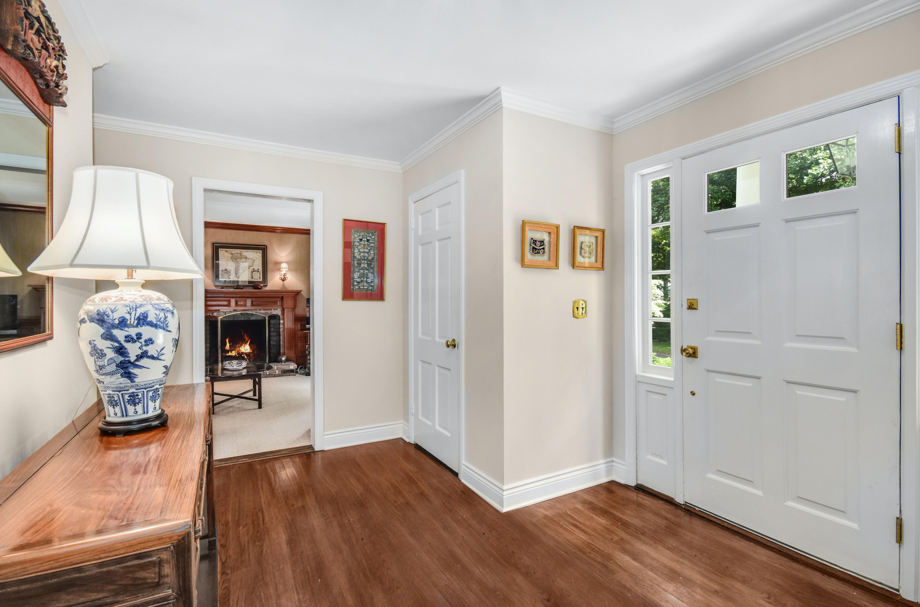 519 Brookside Road New Canaan, CT 06840 - Photo 4 of 29 170313016-4
