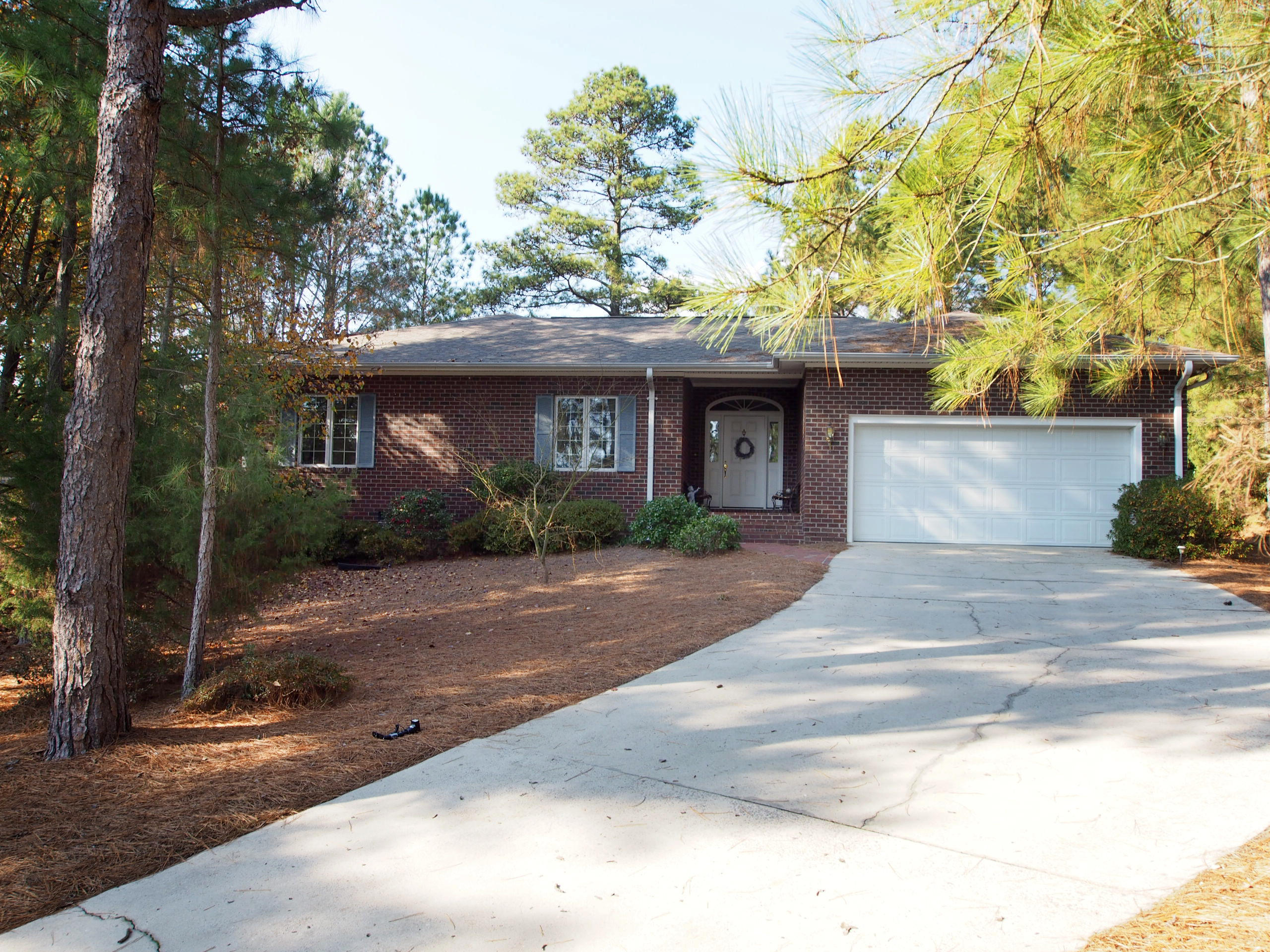 15 Ridgewood Road Pinehurst, NC 28374 - Photo 1 of 25 front4