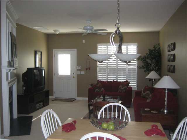 1733 Grace Brook Road Raleigh, NC 27609 - Photo 7 of 16