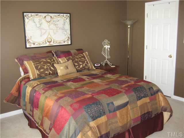1733 Grace Brook Road Raleigh, NC 27609 - Photo 10 of 16
