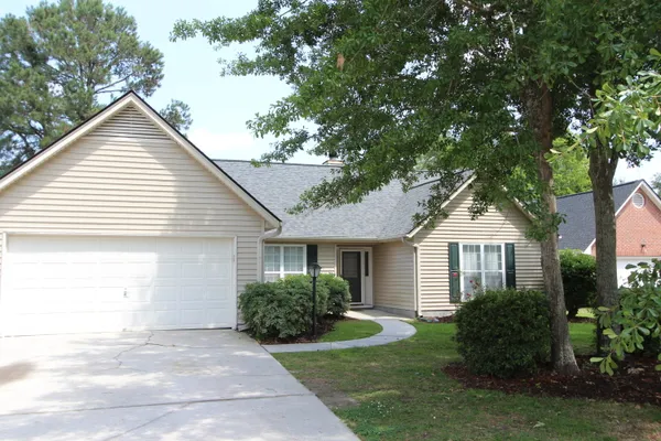 $3,600 | 744 Ginglis Way, Mount Pleasant, SC 29464
