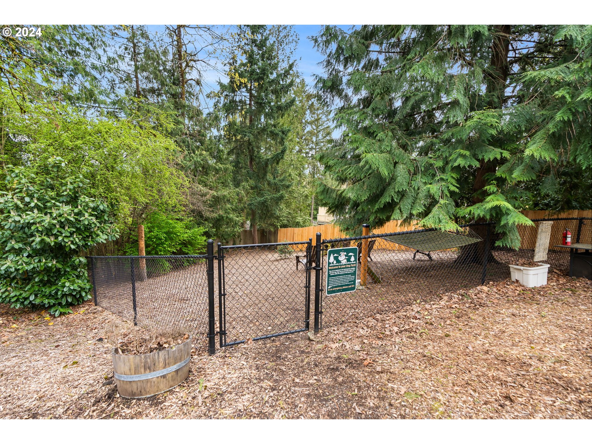 4880 Southwest Scholls Ferry Road, Unit 7 Portland, OR 97225 - Photo 19 of 22 Community Amenities