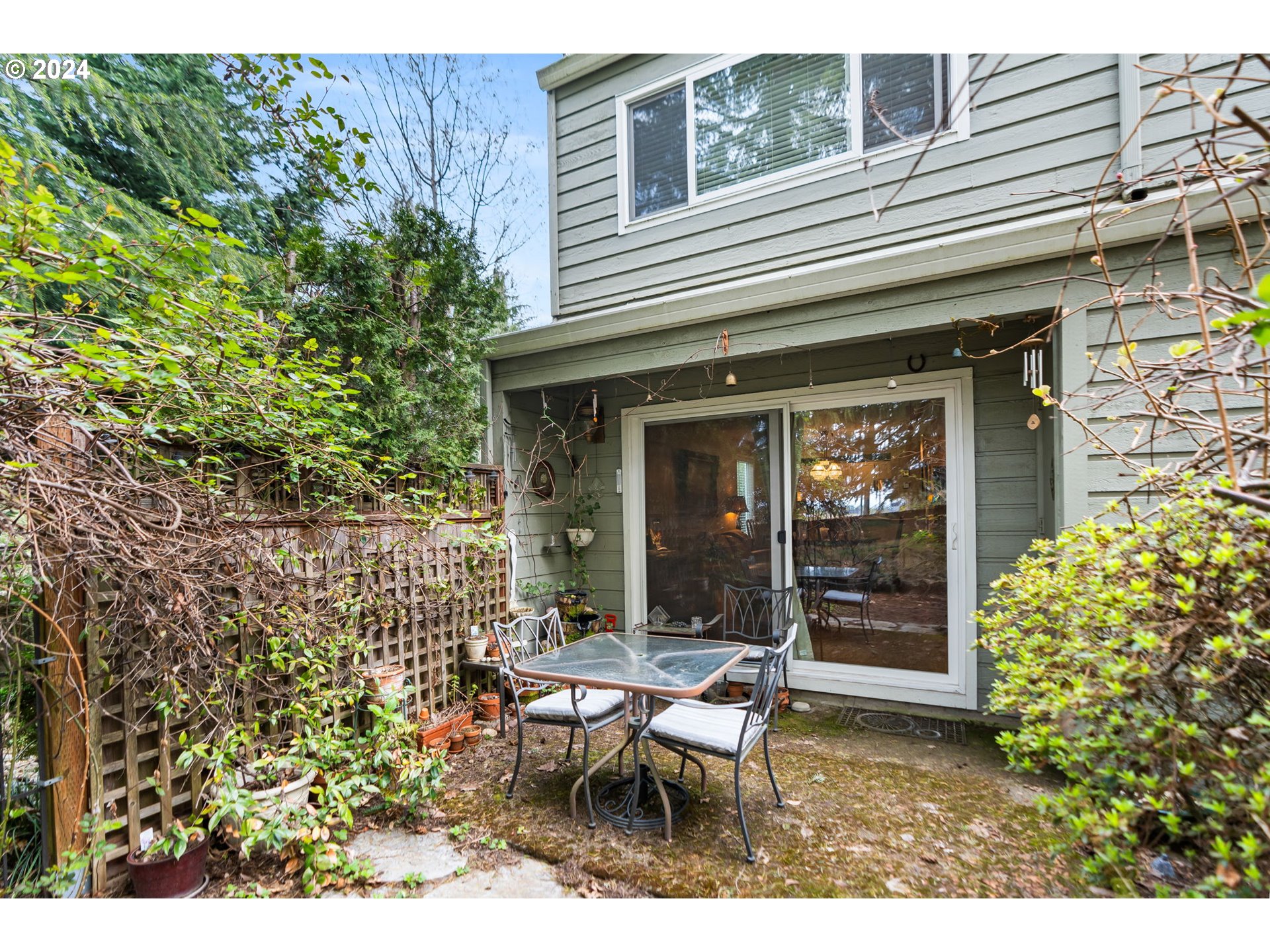 4880 Southwest Scholls Ferry Road, Unit 7 Portland, OR 97225 - Photo 8 of 22 Patio