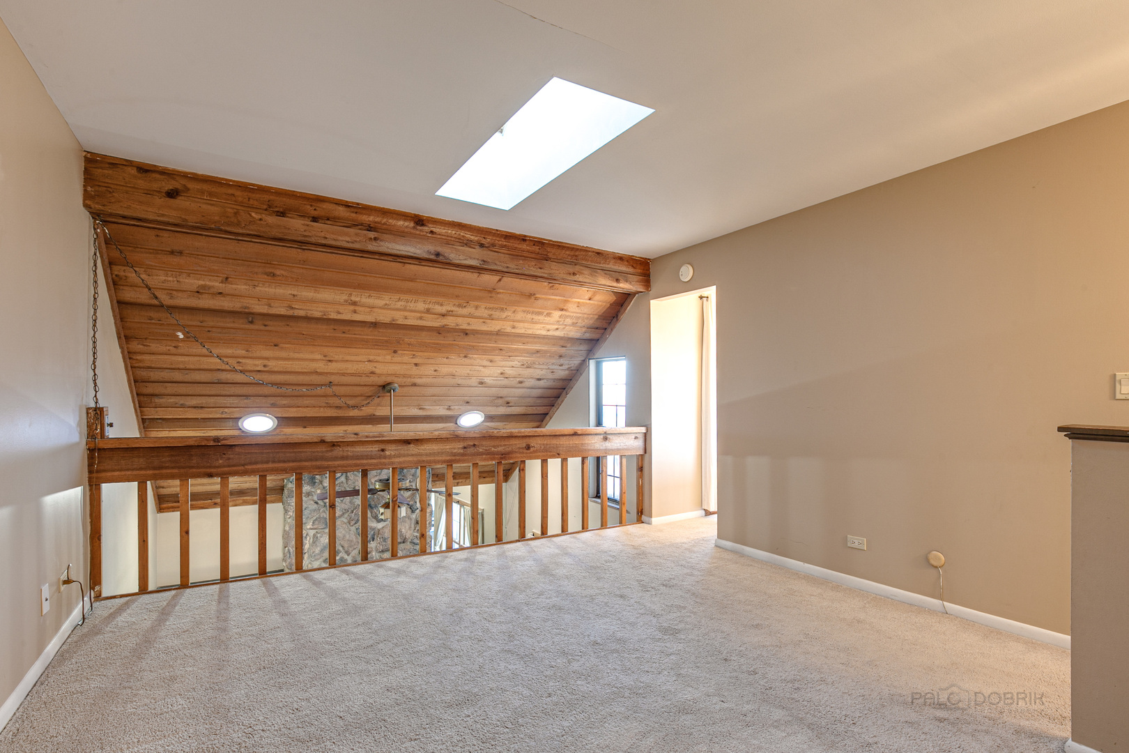 663 Beth Court Gurnee, IL 60031 - Photo 15 of 26 a view of entryway