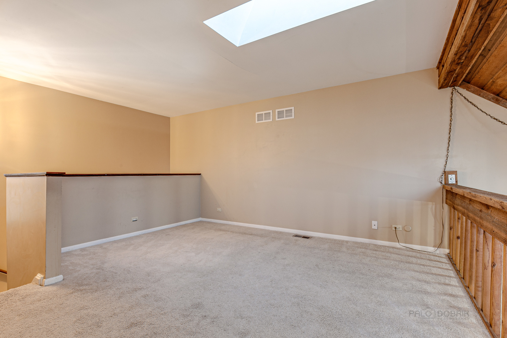 663 Beth Court Gurnee, IL 60031 - Photo 16 of 26 a view of an empty room