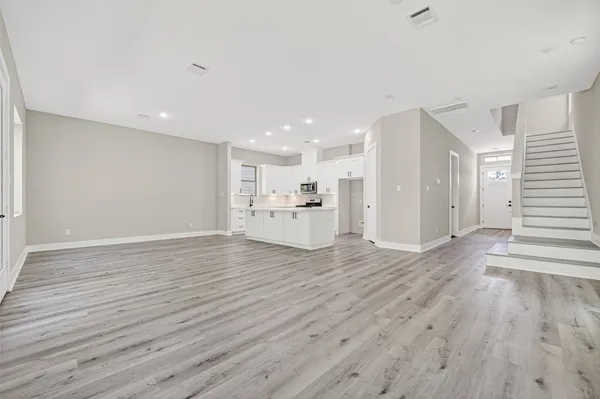 $345,000 | 4906 Wunder Way, Houston, TX 77069