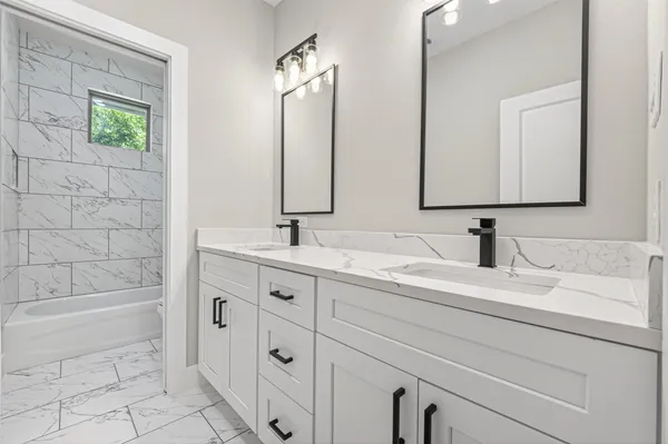 $345,000 | 4906 Wunder Way, Houston, TX 77069