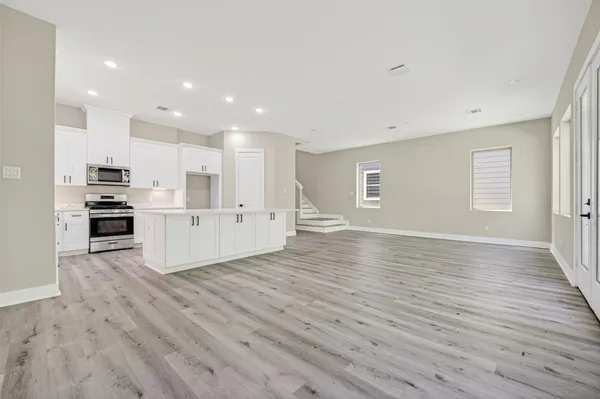 $345,000 | 4906 Wunder Way, Houston, TX 77069