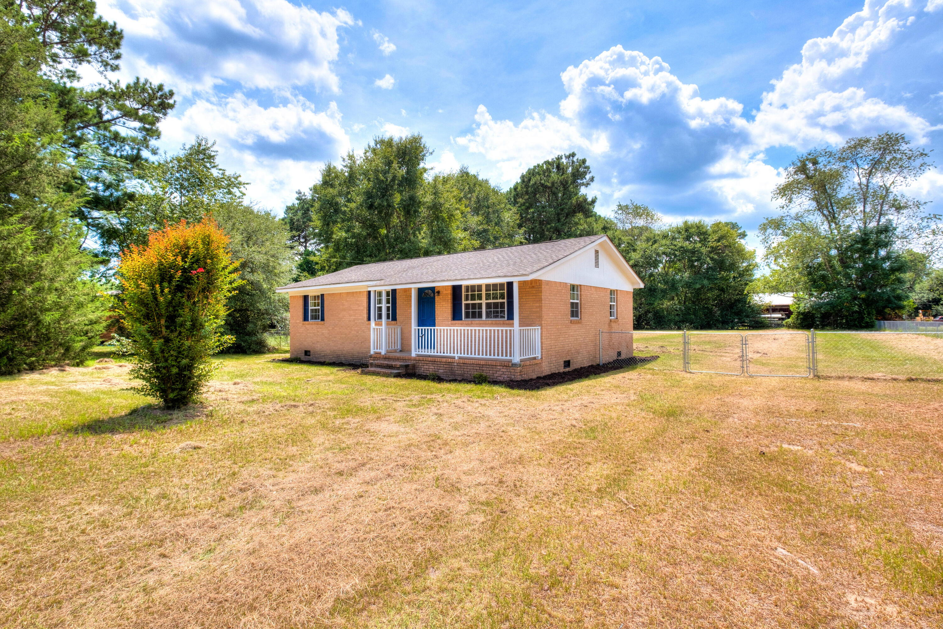 3640 Lindella Road Sumter, SC 29154 - Photo 3 of 23 02