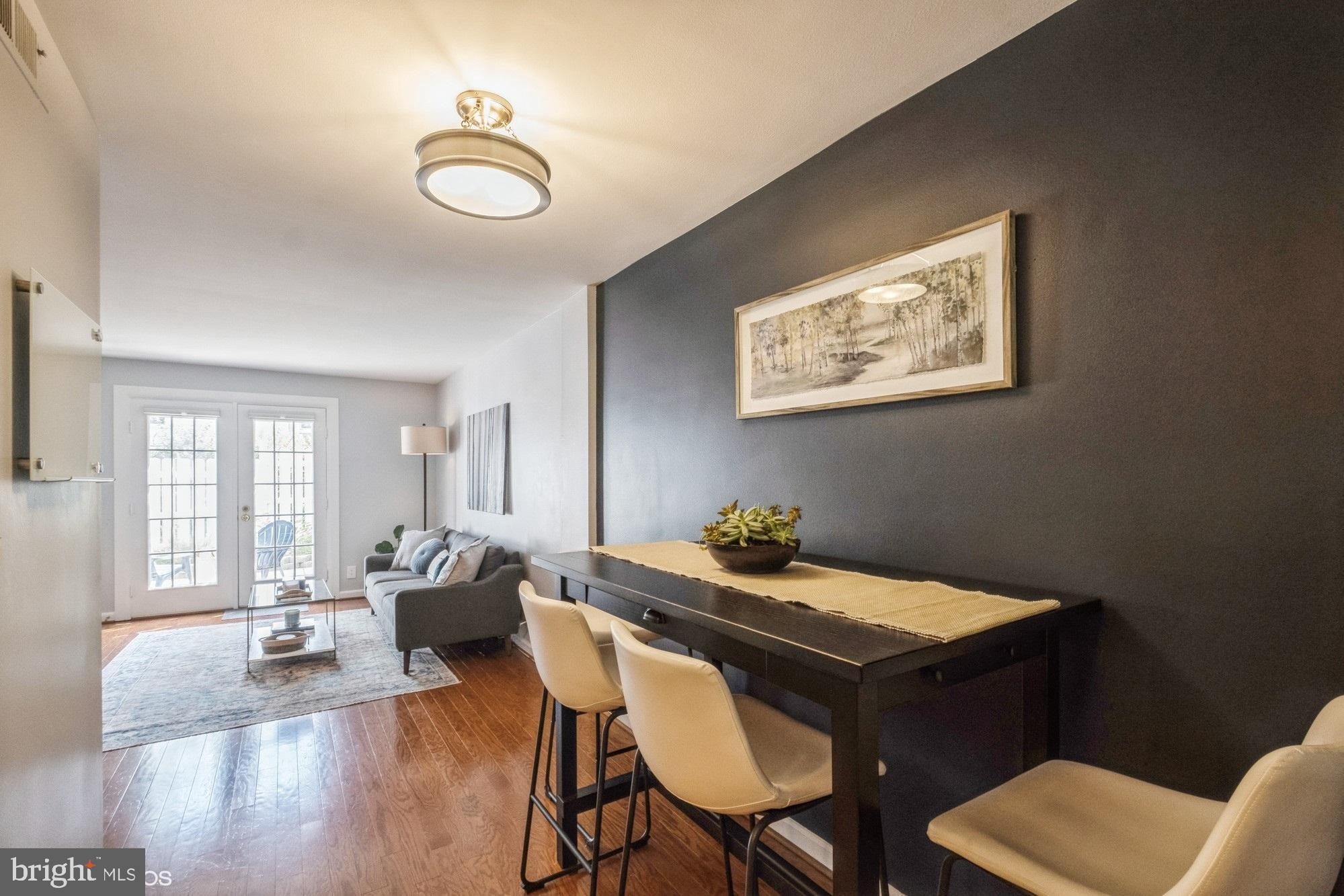 4646 28th Road South, Unit A Arlington, VA 22206 - Photo 13 of 38 Stylish modern open dining area with LED lighting