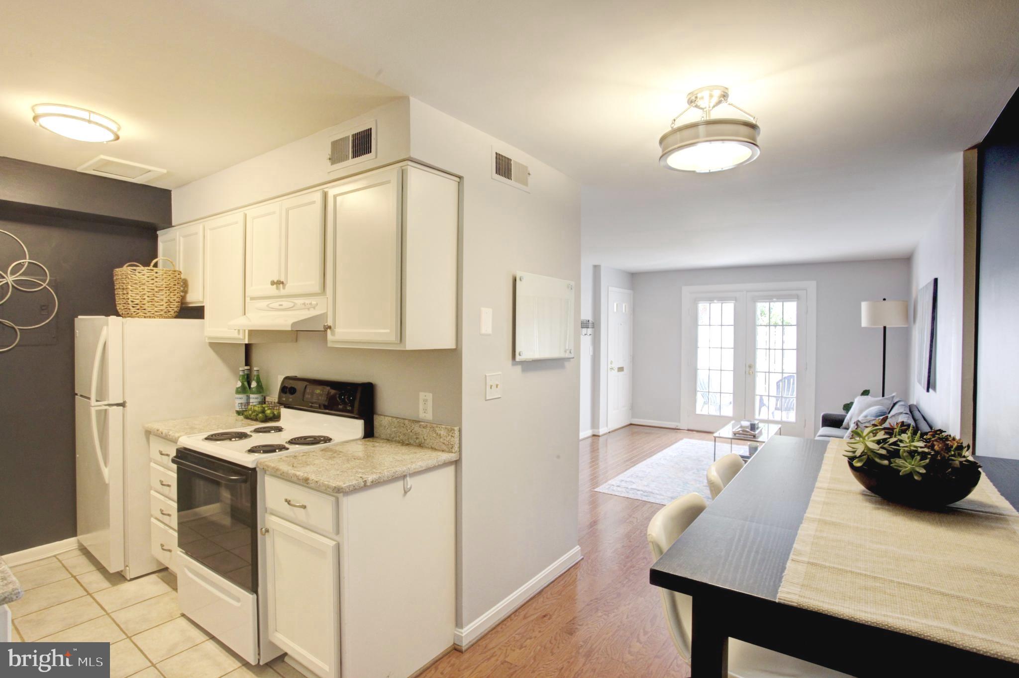 4646 28th Road South, Unit A Arlington, VA 22206 - Photo 16 of 38 Contemporary open layout perfect for entertaining!