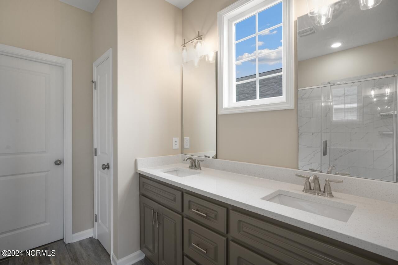 3553 Jetstream Drive Wilson, NC 27896 - Photo 16 of 24 Master Bath