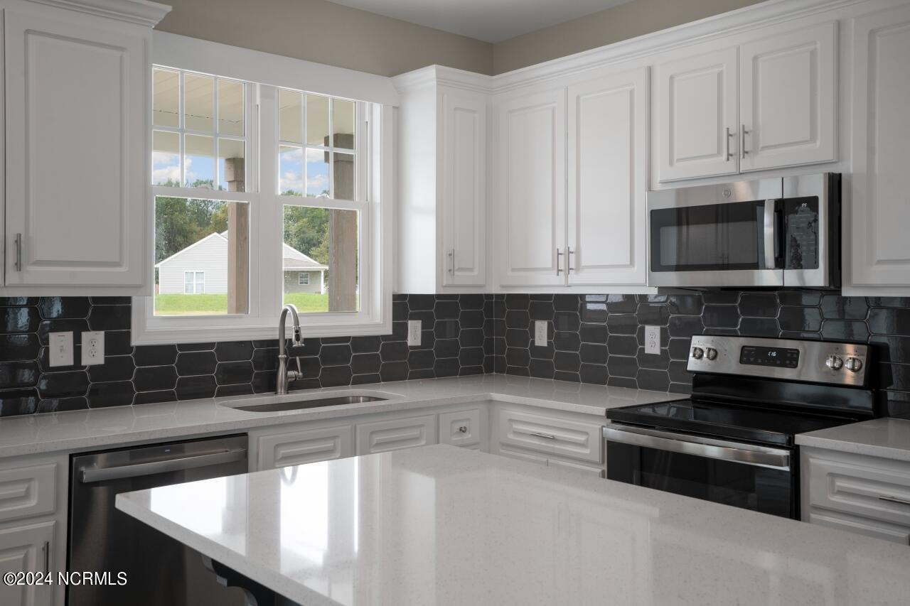 3553 Jetstream Drive Wilson, NC 27896 - Photo 8 of 24 Kitchen 3