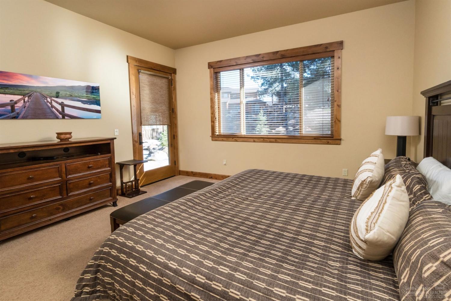 60497 Snap Shot Loop Bend, OR 97702 - Photo 10 of 20 Additional Photo
