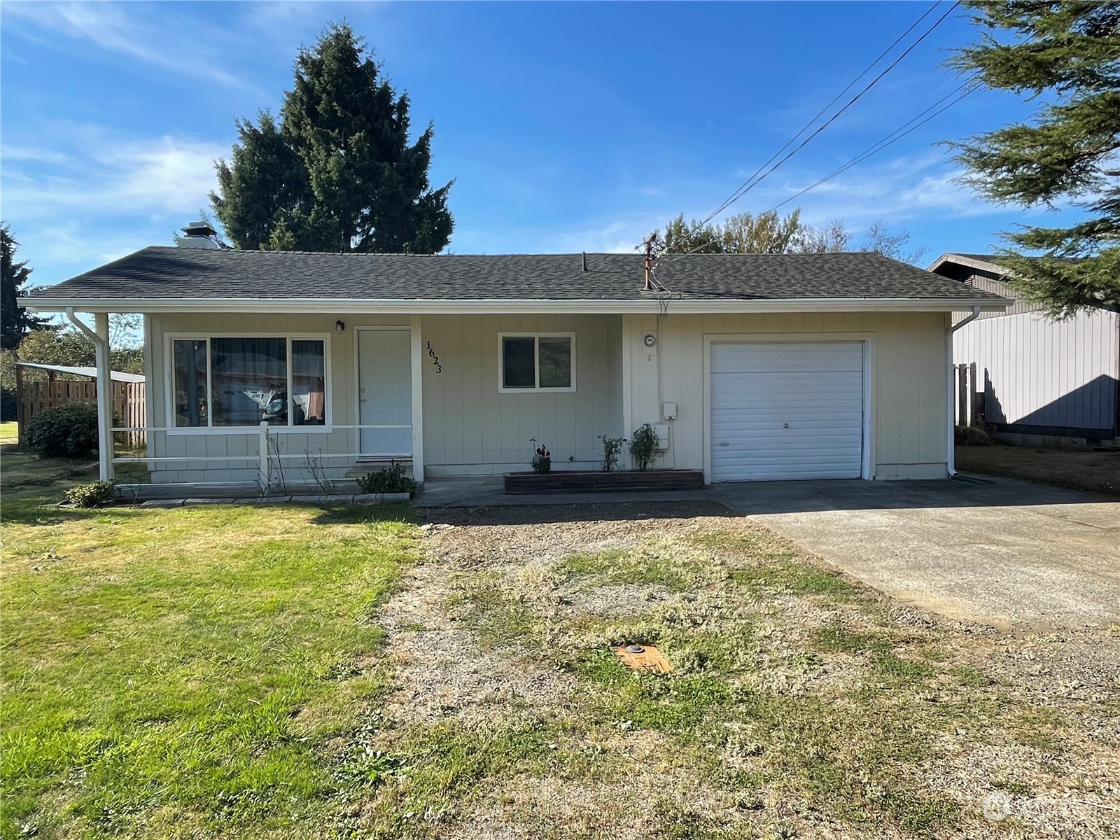 1623 Coolidge Road Aberdeen, WA 98520 - Photo 1 of 33 Gallery Image 1