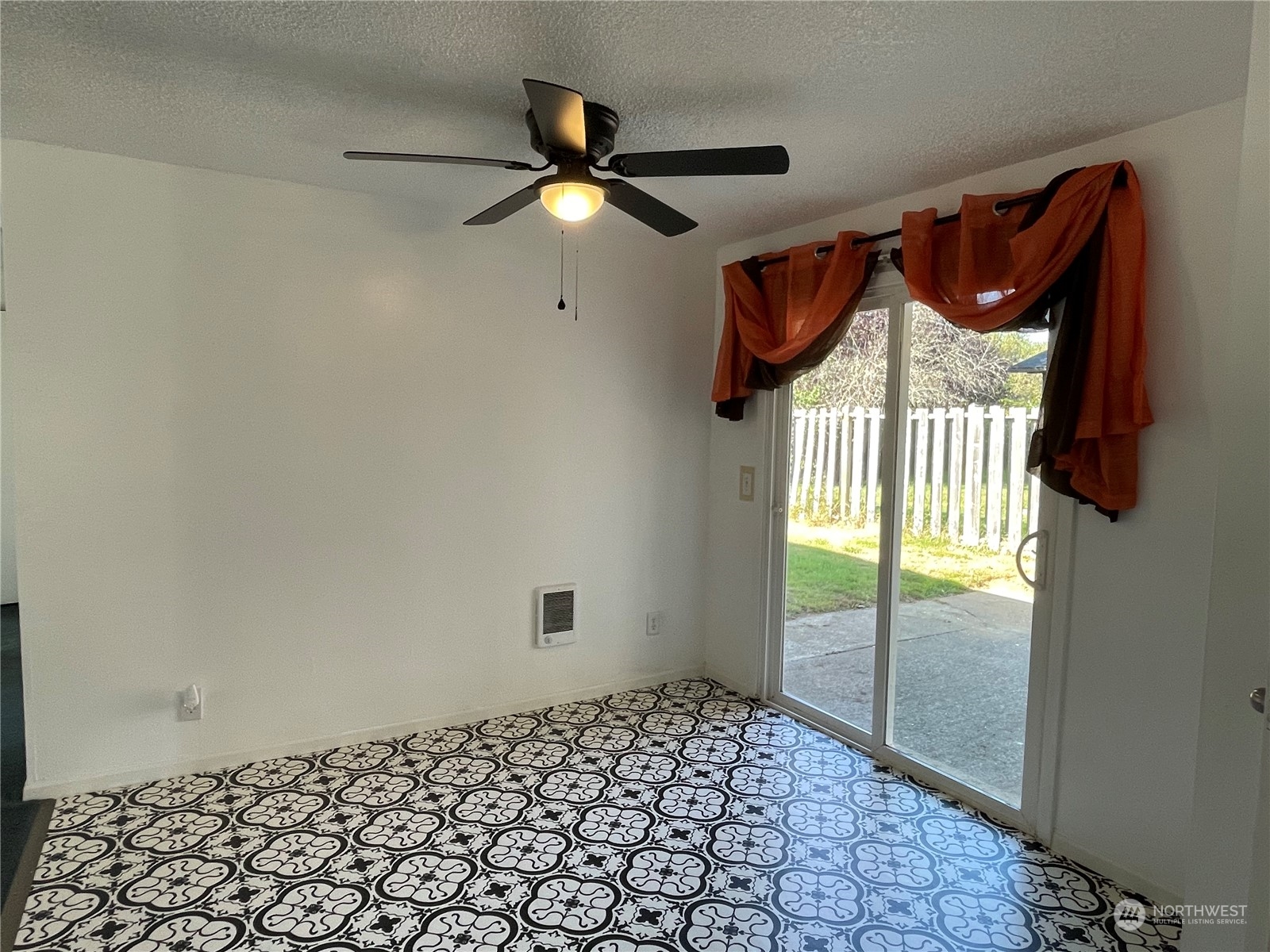 1623 Coolidge Road Aberdeen, WA 98520 - Photo 6 of 33 Gallery Image 6