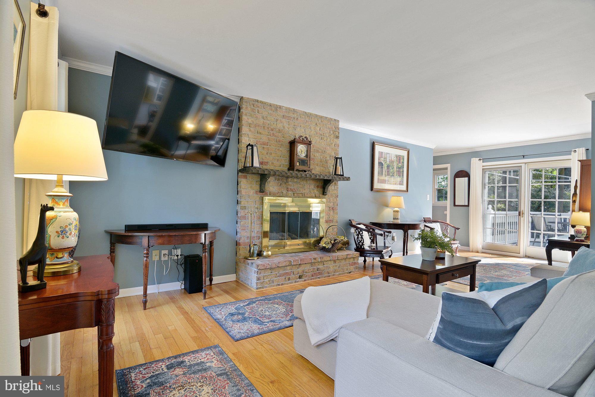13907 Foxland Road Phoenix, MD 21131 - Photo 4 of 48 Inviting family room w/cozy fireplace