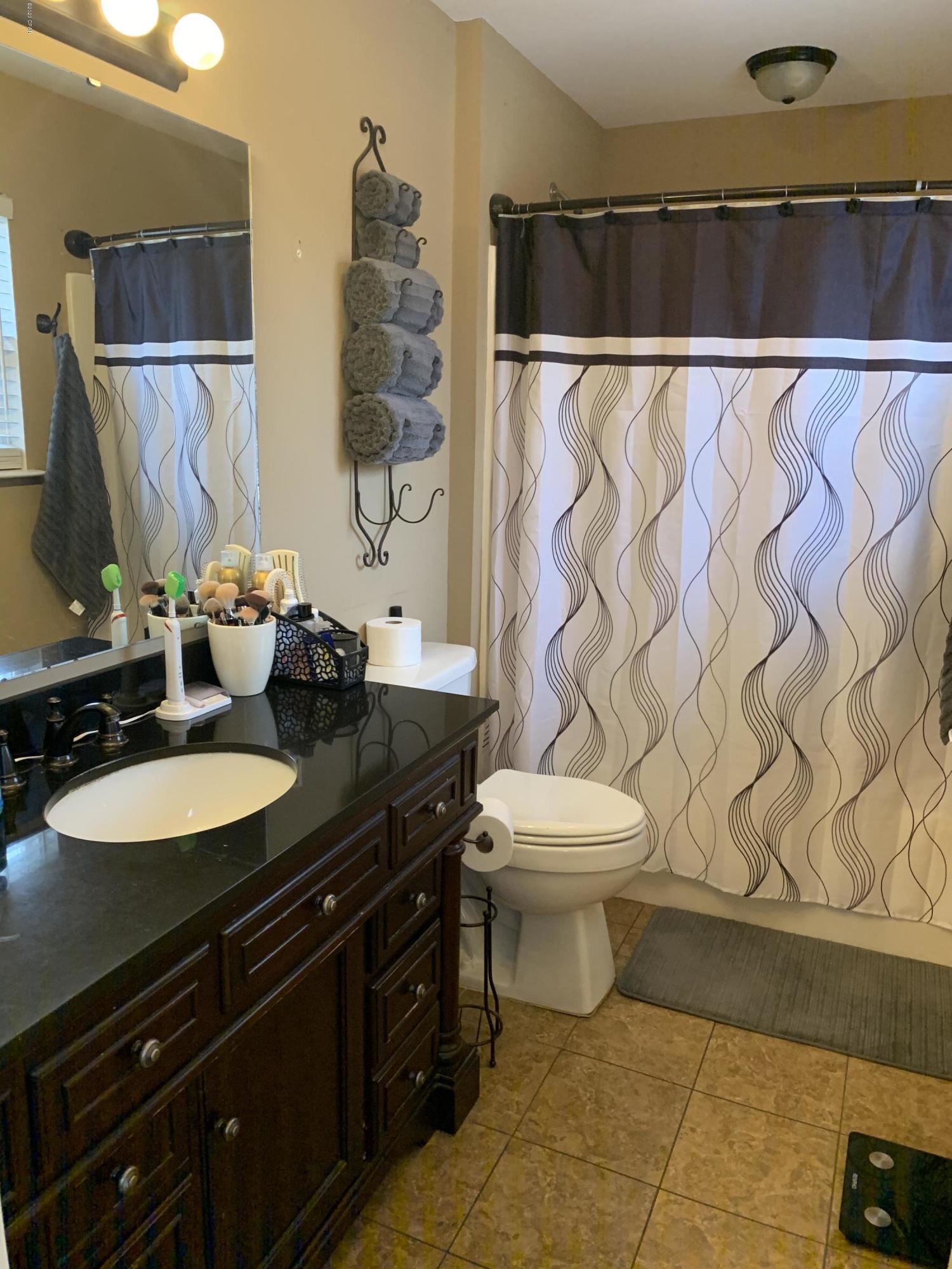 2021 Inwood Road Grand Ridge, FL 32442 - Photo 10 of 25 Gallery Image 10