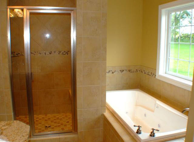 2481 Cattail Ridge Muscatine, IA 52761 - Photo 6 of 9 Gallery Image 6