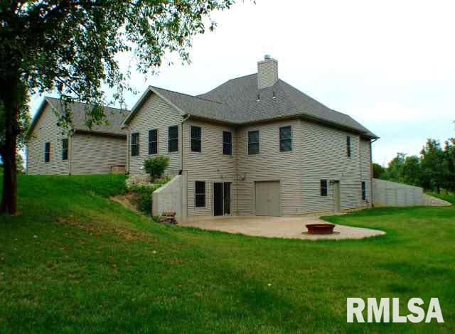 2481 Cattail Ridge Muscatine, IA 52761 - Photo 9 of 9 Gallery Image 9