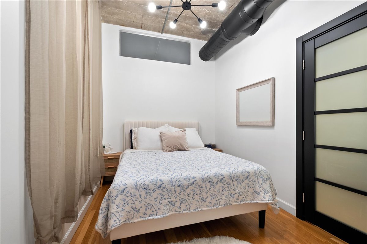 110 North Peoria Street, Unit 208 Chicago, IL 60607 - Photo 9 of 13
