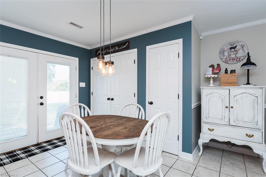 706 Rolling Road Haw River, NC 27258 - Photo 13 of 28 Gallery Image 13
