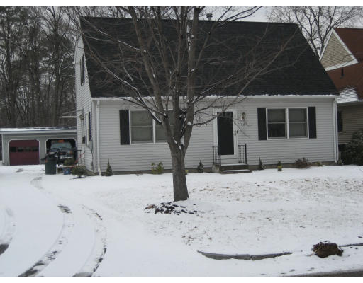 24 Kulig Street Springfield, MA 01104 - Photo 1 of 11 Gallery Image 1