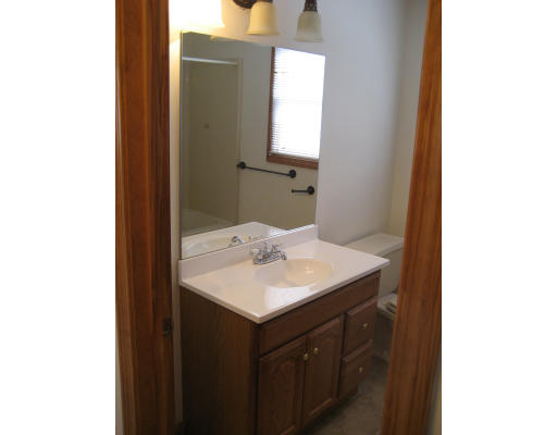 24 Kulig Street Springfield, MA 01104 - Photo 6 of 11 Gallery Image 6