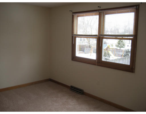 24 Kulig Street Springfield, MA 01104 - Photo 7 of 11 Gallery Image 7