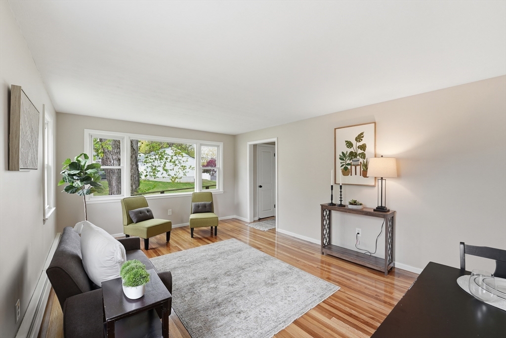 129 Cooper Street Springfield, MA 01108 - Photo 7 of 37