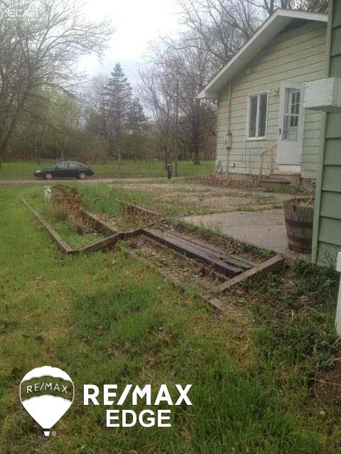 1376 Aloha Street Davison, MI 48423 - Photo 12 of 41 20438120-11.JPG