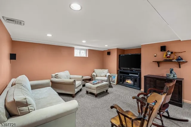 a kitchen that has a cabinets and a stove