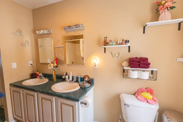 $549,000 | 75 Adams Landing Road, Topsham, ME 04086